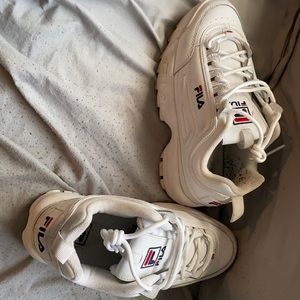 Selling my worn Fila Distributor II Premiums